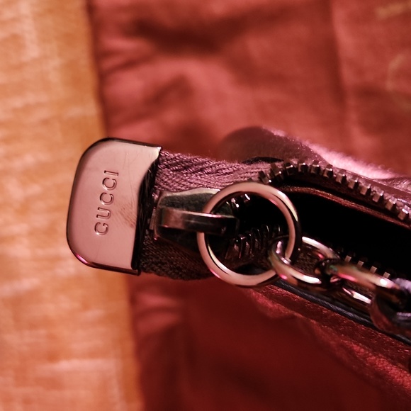 Gucci Clutch - Picture 10 of 10